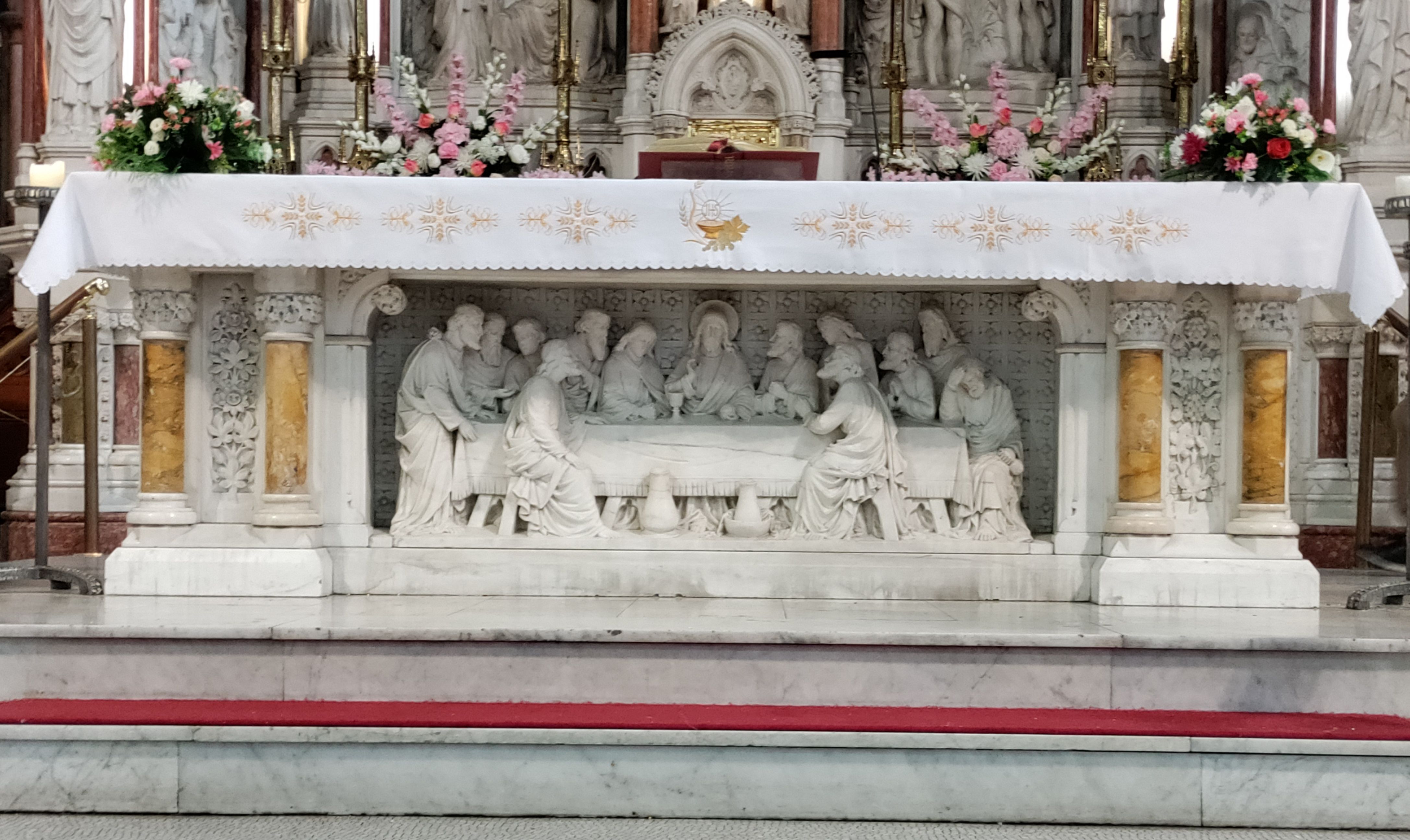 Altar of the Church of Saint Augustine and Saint John the Baptist.